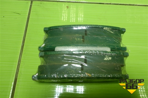 Колодки тормозные задние (новые) (0446660160) для Toyota Land Cruiser (200) с 2008г