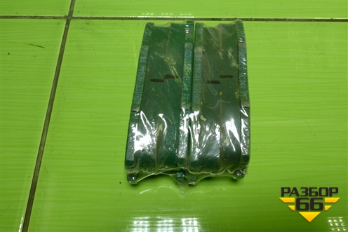 Колодки тормозные задние (новые) (0446660160) для Toyota Land Cruiser (200) с 2008г