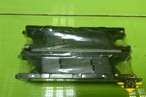 Колодки тормозные передние (новые) (0446533450) для Toyota Camry V40 с 2006-2011г