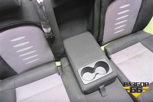 Сиденья комплект (5ти дверный хетчбэк AIR BAG подогрев) для Kia Ceed с 2012-2018г