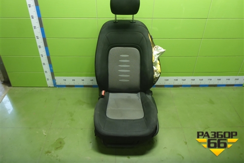 Сиденья комплект (5ти дверный хетчбэк AIR BAG подогрев) для Kia Ceed с 2012-2018г