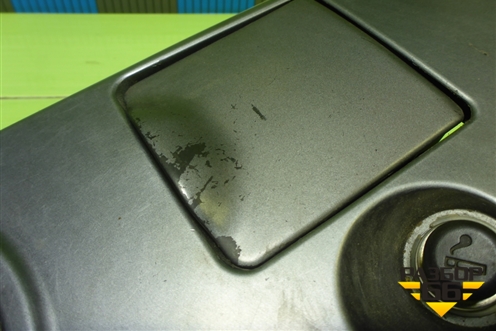 Консоль (MR532835) для Mitsubishi Lancer-9  с 2003-2008г