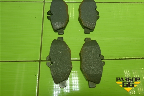 Колодки тормозные передние (новые) (A0034209920) для Mercedes Benz E-Klass W211 c 2002-2009г