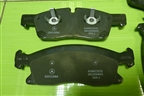 Колодки тормозные передние (новые) (A0074208120) для Mercedes Benz GL-Klass X166 с 2012г