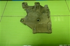 Кронштейн компрессора кондиционера (MR360566) для Mitsubishi Lancer-9  с 2003-2008г