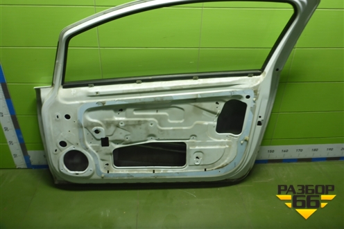 Дверь передняя правая (3-х дверный кузов) для Opel Corsa D с 2006-2014г