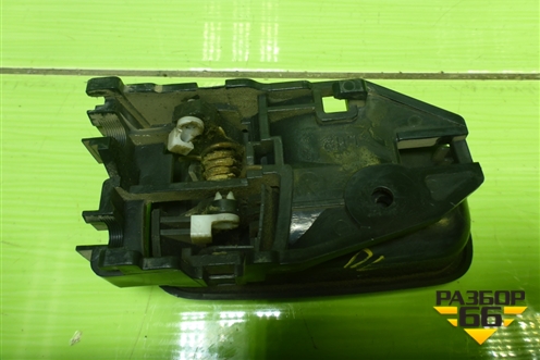 Ручка внутренняя двери передней левой для Mitsubishi Lancer-9  с 2003-2008г