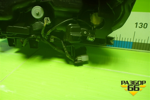 Фара правая (после 2015г Led Exесutive Blаck) (PZ36760556) для Toyota Land Cruiser (200) с 2008г (Ленд Крузер)