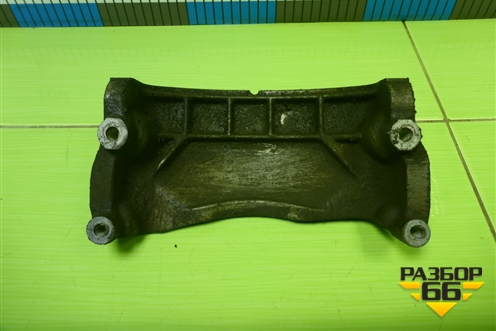 Кронштейн двигателя нижний для Mitsubishi Lancer-9  с 2003-2008г