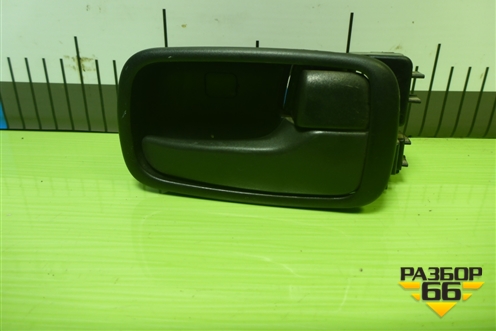 Ручка внутренняя двери передней правой для Mitsubishi Lancer-9  с 2003-2008г