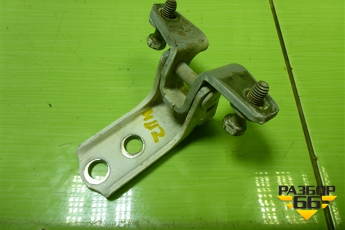 Петля двери задней правой нижняя для Mitsubishi Lancer-9  с 2003-2008г