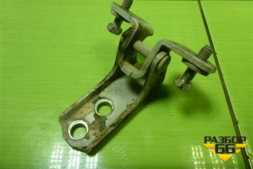 Петля двери передней правой нижняя для Mitsubishi Lancer-9  с 2003-2008г