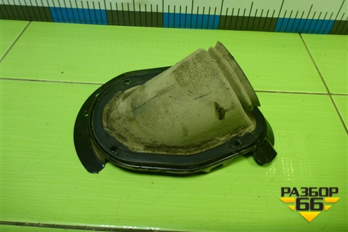 Пыльник рулевой колонки (MR493830) для Mitsubishi Lancer-9  с 2003-2008г (Лансер)