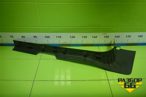 Накладка порога внутренняя правая (3-х дверный кузов) (13180586) для Opel Corsa D с 2006-2014г (Корса Д)