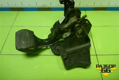 Педаль тормоза (55700896) для Opel Corsa D с 2006-2014г (Корса Д) Педаль тормоза (55700896) для Opel Corsa D с 2006-2014г (Корса Д)