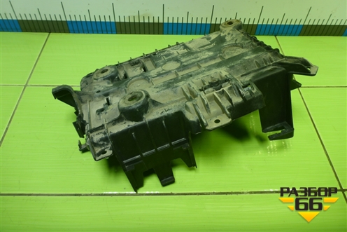 Площадка под аккумулятор (13235642) для Opel Corsa D с 2006-2014г (Корса Д) Площадка под аккумулятор (13235642) для Opel Corsa D с 2006-2014г (Корса Д)