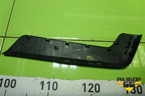 Накладка внутренняя (на консоль левая) (84690A2000) для Kia Ceed с 2012-2018г (Сид 2)