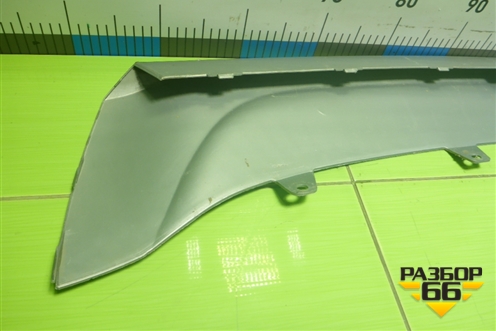 Накладка переднего бампера (51117319805) для BMW X6 F16 с 2014г (Х6 Ф16)