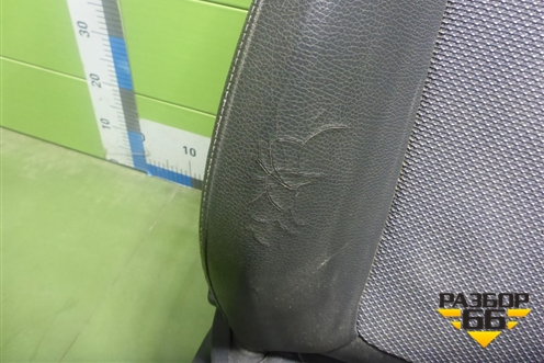 Сиденья комплект (5ти дверный хетчбэк AIR BAG подогрев) для Opel Corsa D с 2006-2014г (Корса Д)