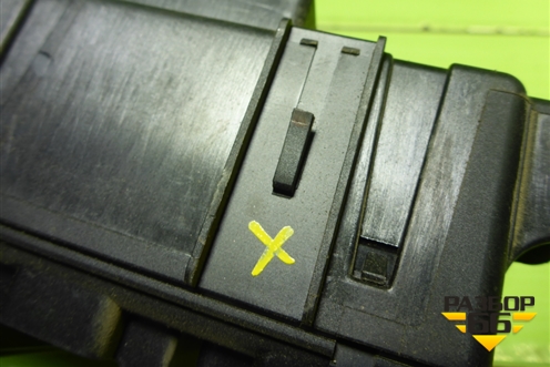 Блок предохранителей салонный (13279900) для Opel Corsa D с 2006-2014г (Корса Д)