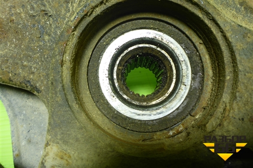 Кулак поворотный передний правый для Opel Corsa D с 2006-2014г (Корса Д)