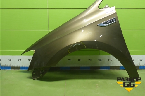 Крыло переднее левое (6RU821105B) для Volkswagen Polo (седан) с 2010г (Поло)