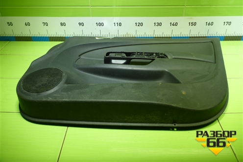 Обшивка двери передней правой под электрику (5ти дверный кузов) (P1002881) для Opel Corsa D с 2006-2014г (Корса Д)