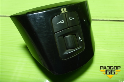 Модуль кнопок управления магнитолой (правый на руль) (13222331) для Opel Corsa D с 2006-2014г (Корса Д)