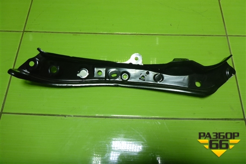 Панель передняя (правая часть новая) (5310702030) для Toyota Corolla (E18) с 2012-2019г (Королла 180)