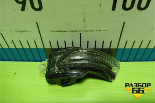 Повторитель в зеркало левый для Lexus RX 350 c 2015г (РХ)