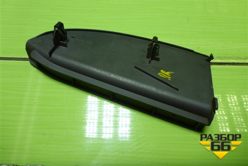 Накладка на торпедо (боковая правая) (22725325950) для Kia Spectra с 2001г (Спектра)