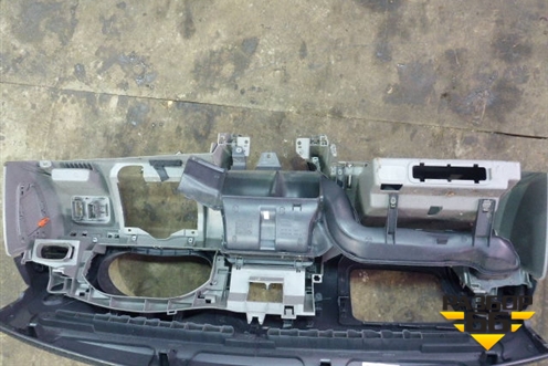 Торпедо под AIR BAG без AIR BAG для Renault Symbol с 2008г