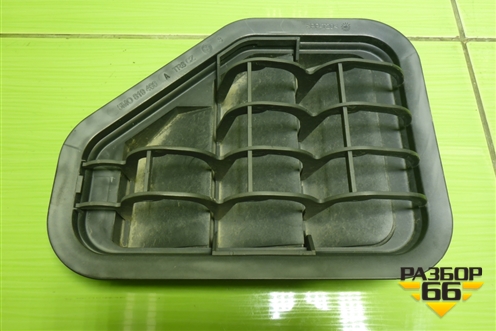 Решетка вентиляционная (5M0819466) для Volkswagen Tiguan с 2011-2016г (Тигуан)