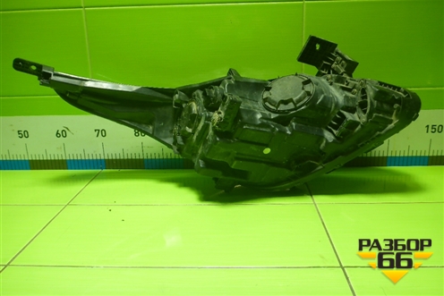 Фара левая (до 2020г галоген) (92101H0100) для Kia Rio с 2017г (Рио 4)