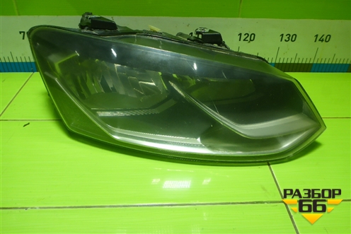 Фара правая (после 2018г галоген) (6C1941006B) для Volkswagen Polo (седан) с 2010г (Поло)