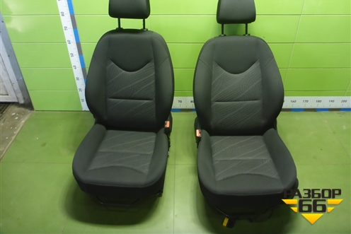 Сиденья комплект (без подогрева без AIR BAG) для Peugeot 408 с 2012г