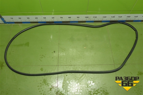 Уплотнитель двери передней правой (6600224338) для Geely Tugella с 2019г (Тугелла)