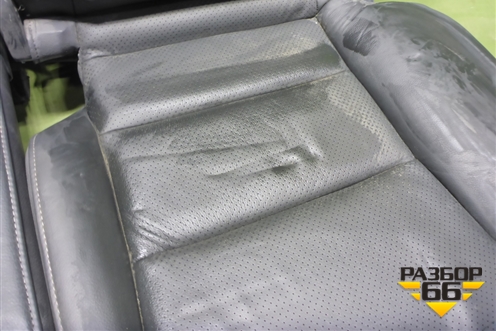 Сиденья комплект (5ти дверный хетчбэк с AIR BAG и подогревом) для Honda Civic 5D с 2005-2011г (Цивик)