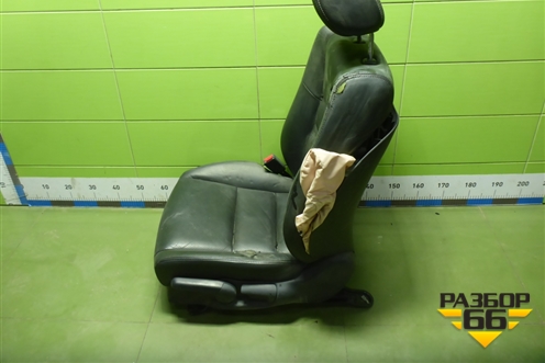 Сиденья комплект (5ти дверный хетчбэк с AIR BAG и подогревом) для Honda Civic 5D с 2005-2011г (Цивик)