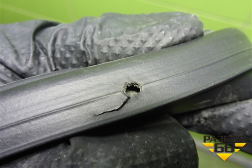 Уплотнитель двери передней левой (95164137) для Chevrolet Aveo (Т300) с 2011г (Авео Т300)