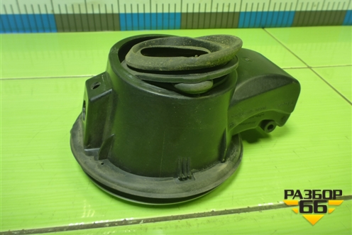 Лючок бензобака (74480SMGE010) для Honda Civic 5D с 2005-2011г (Цивик)