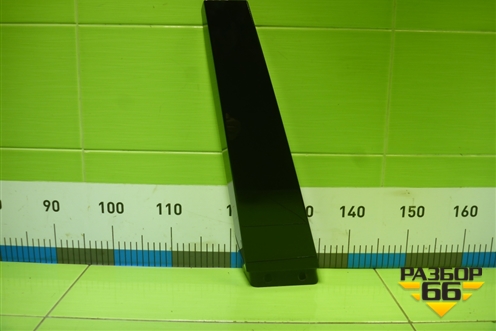 Накладка стойки (центральной правой) (5JA853290C) для Skoda Rapid с 2013г (Рапид)