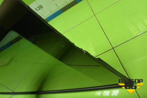 Стекло глухое правое (заднее 3-х дверный кузов) для Opel Corsa D с 2006-2014г (Корса Д)