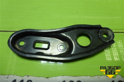 Кронштейн подрамника правый для Honda Civic 5D с 2005-2011г (Цивик)