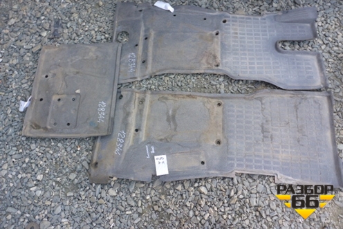 Покрытие напольное для Volvo TRUCK FH с 2002-2008г (ФШ) Покрытие напольное для Volvo TRUCK FH с 2002-2008г (ФШ)