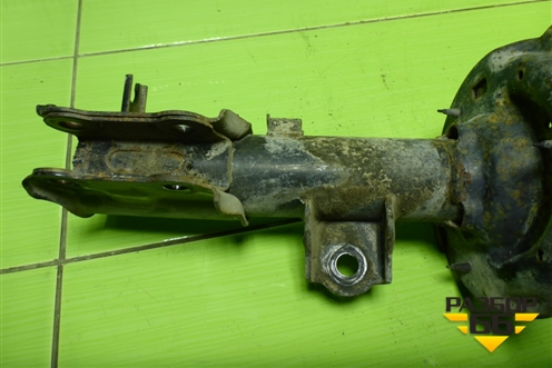 Амортизатор передний правый (546604Y000) для Kia Rio с 2011-2016г (Рио 3)