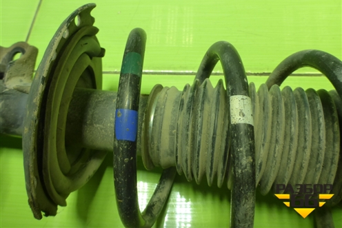 Амортизатор передний левый (546504Y100) для Kia Rio с 2011-2016г (Рио 3)