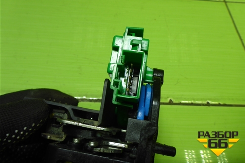 Замок двери задней правой для Kia Rio с 2011-2016г (Рио 3)