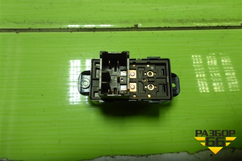 Кнопка стеклоподъёмника (935804X000) для Kia Rio с 2011-2016г (Рио 3)