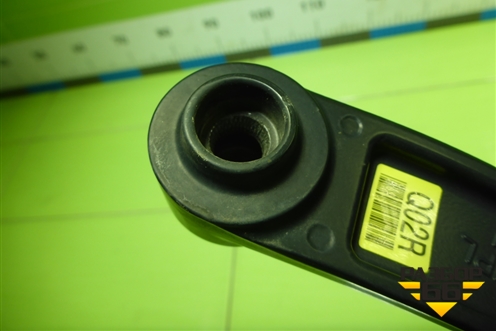 Поводок стеклоочистителя правый для Hyundai Santa Fe с 2012-2018г (Санта Фе)